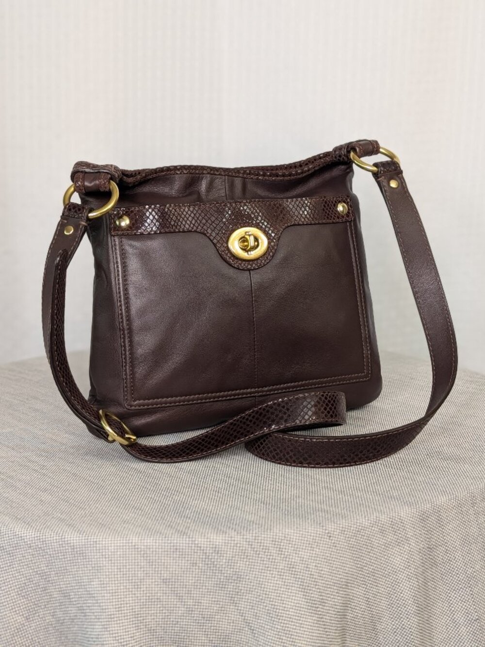 Coach Penelope Brown Leather Crossbody Turnlock Bag Lizard Embossed Trim
